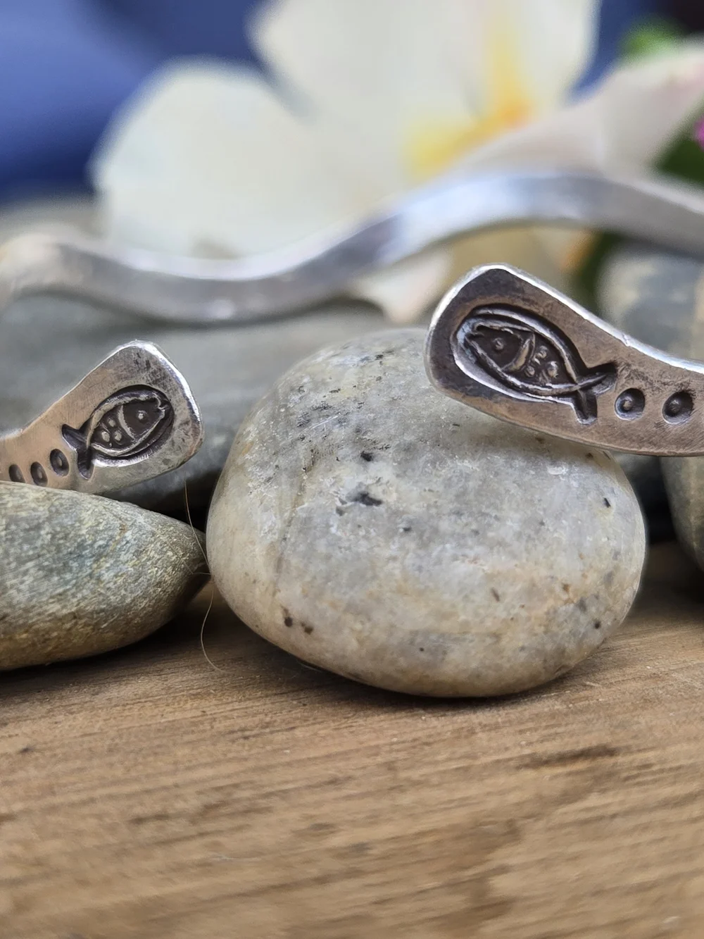 Thai Sterling-Style Silver Wavy Fish Stamped Unisex Bracelet